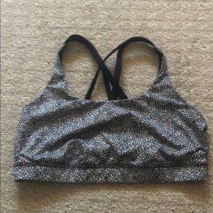 Lululemon sports bra